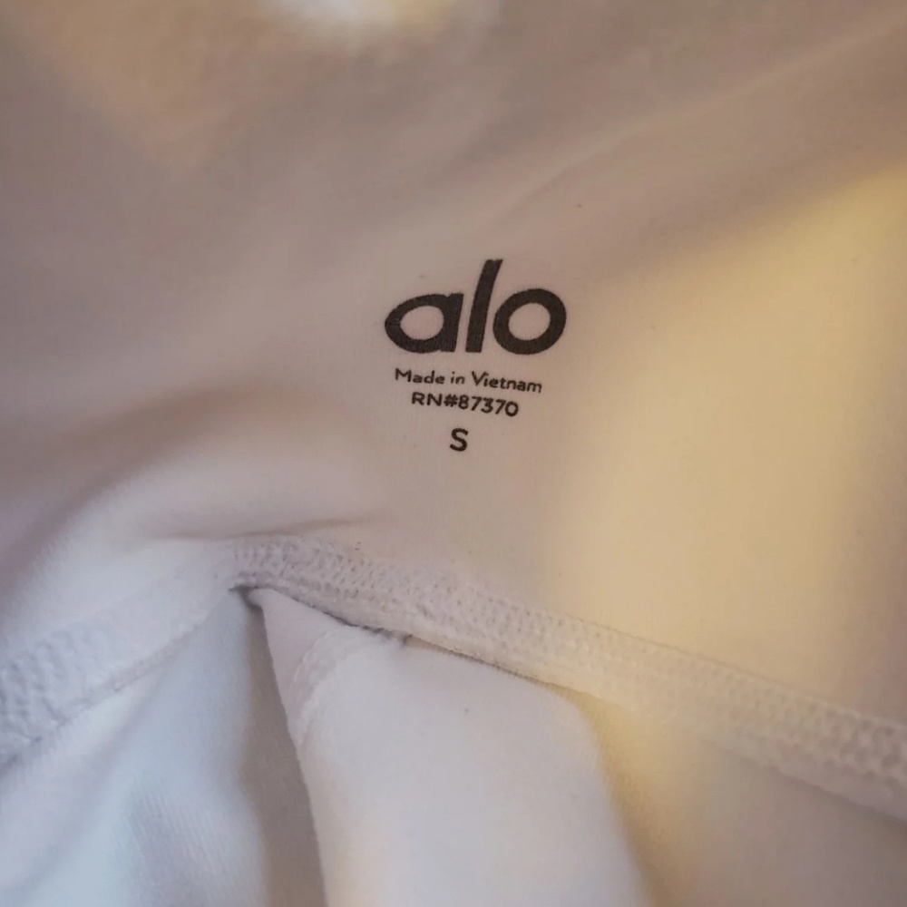 Alo Yoga Verse Legging - Picture 3 of 3